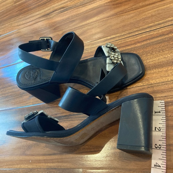 Tory Burch Delany Sandal Navy Leather embellished Block Heels SZ 7.5 - Picture 13 of 13